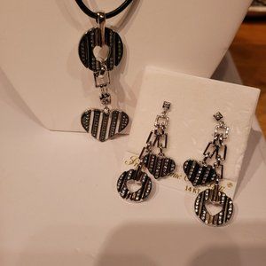 Fifth Avenue Collection Be Still My Heart